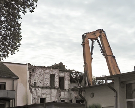 Baustelle an der Schule im Oktober