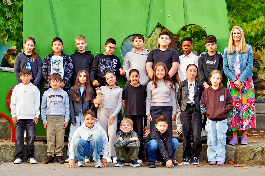 Klassenfoto der Klasse 4d